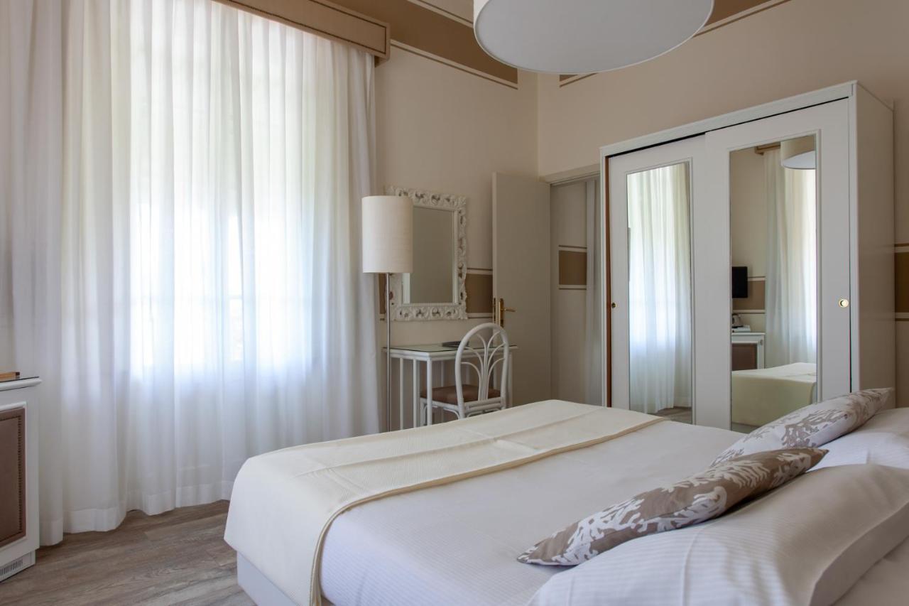 Hotel Olimpia 포르데데이마르미 외부 사진