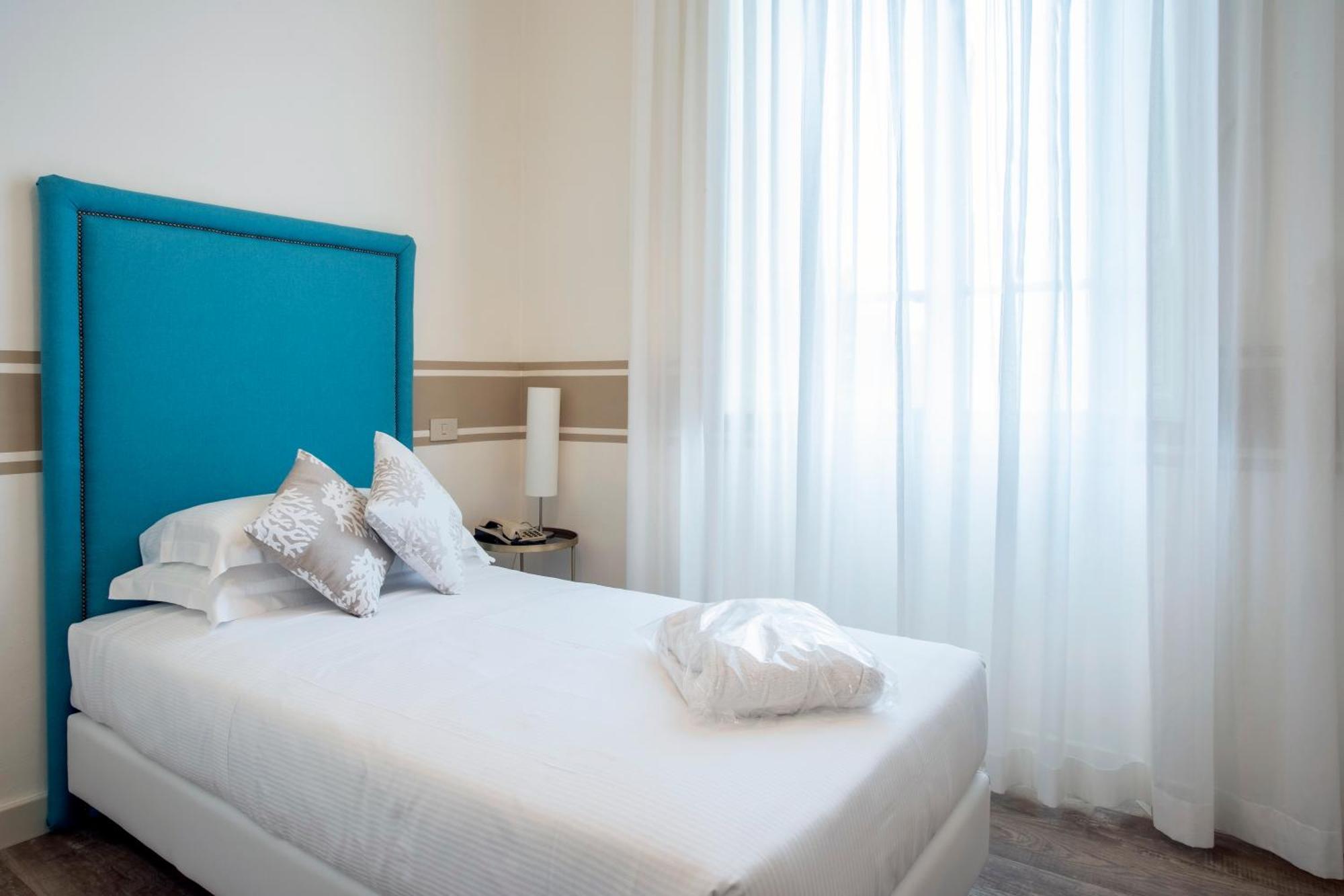 Hotel Olimpia 포르데데이마르미 외부 사진